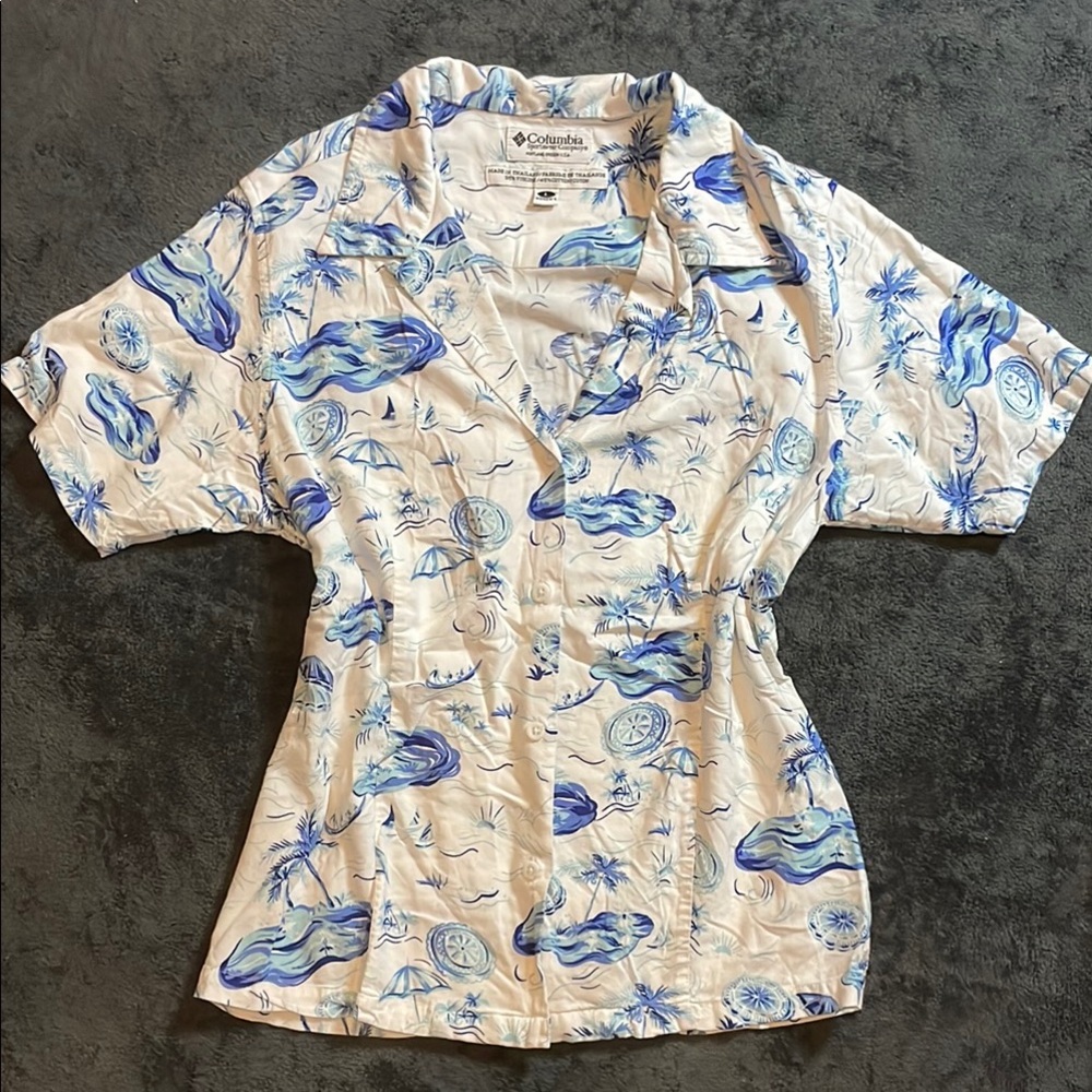 Columbia Blue and White Patterned Shirt
